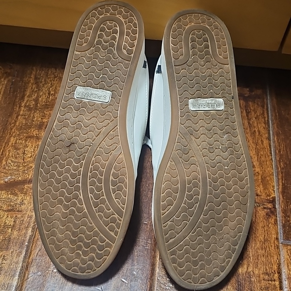 Sperry Top Sider Women’s Size 9 - Picture 3 of 8
